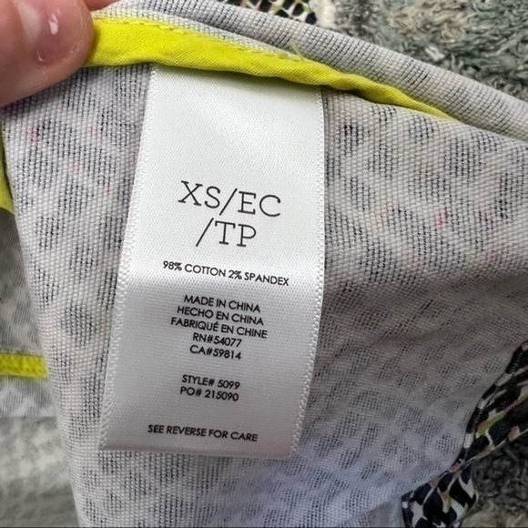 Cabi  jacket womens multicolor geometric print asymmetrical zip up size XS - Picture 9 of 9